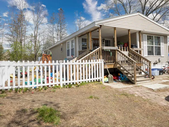 2 Puritan Lane, Ossipee, NH 03814-6846