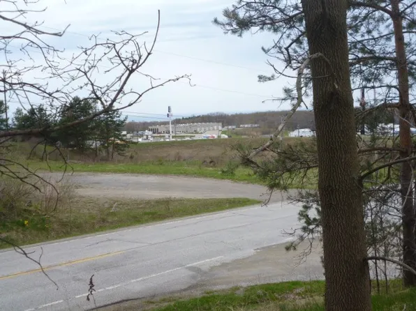 4173 Depot St, Erie, PA 16510