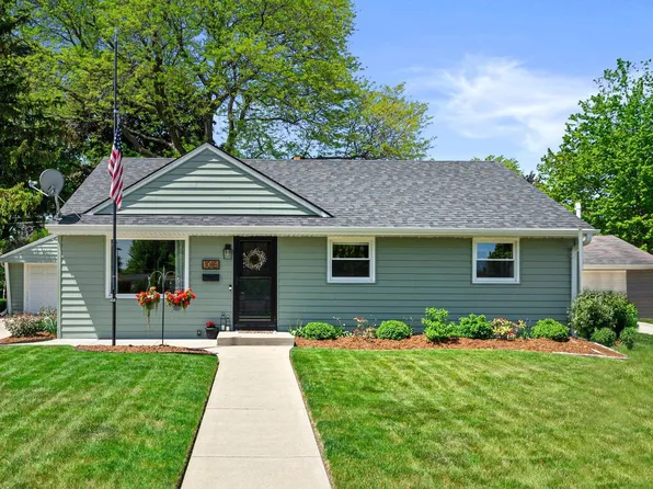 1015 5th AVENUE, Grafton, WI 53024