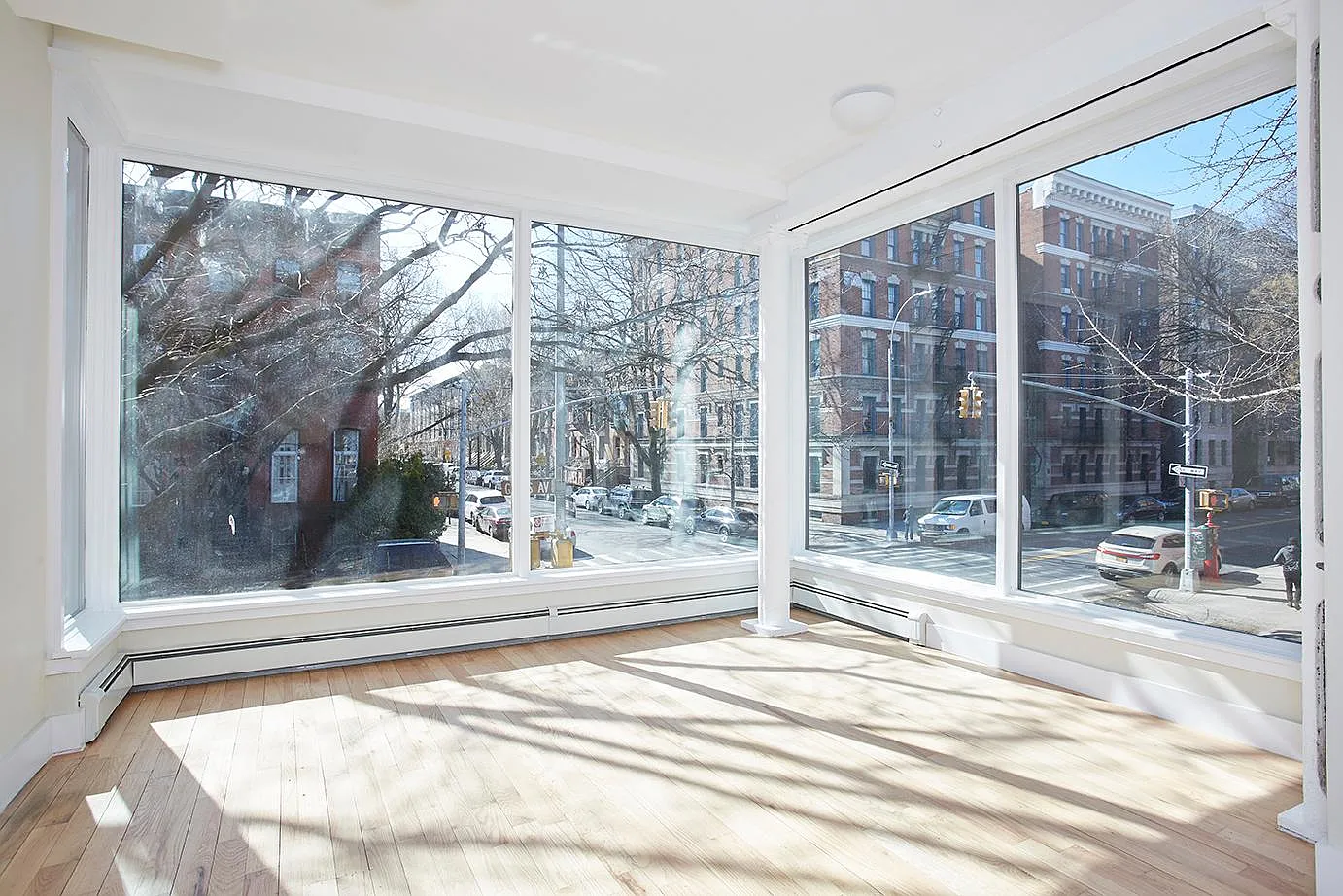 109 Gates Avenue — Photo 2