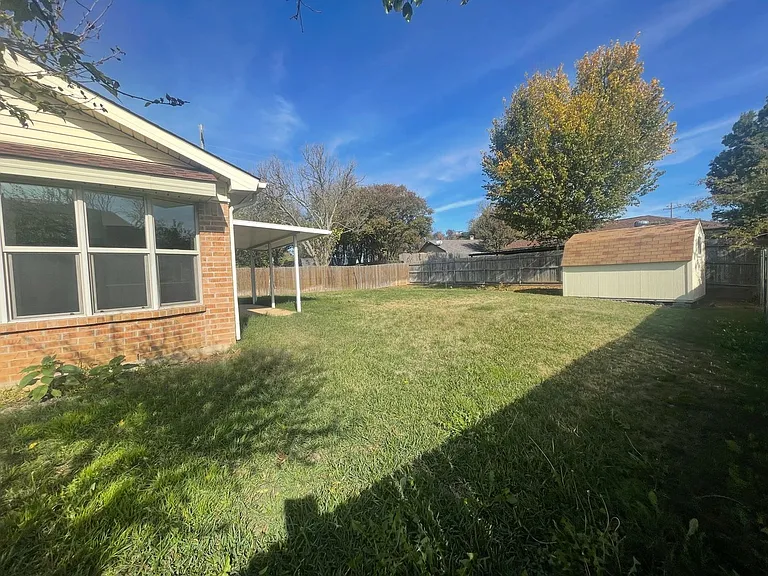 2201 Sage Ln — Photo 19