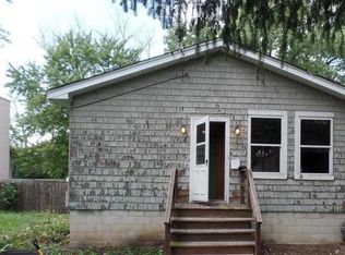 408 W Harding Rd, Lombard, IL 60148