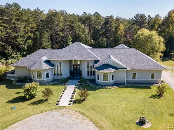 4139 Drew Ridge Dr, Louisa, VA 23093