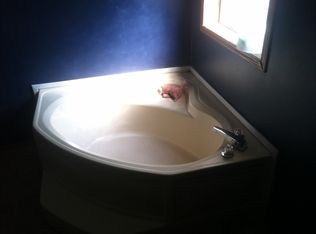 1840 E Little Bear Rd, Connersville, IN 47331