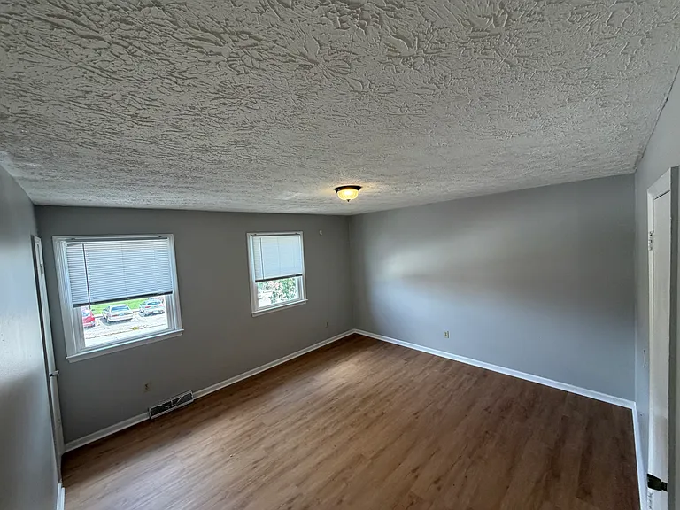 1664 Foxhaven Dr #8 — Photo 1