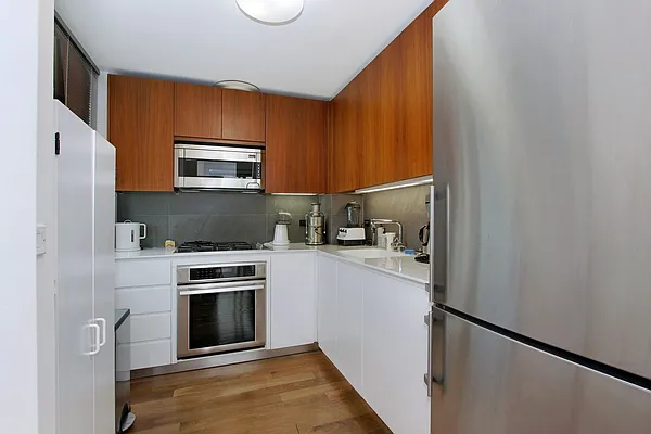 Sold by Corcoran | media 2
