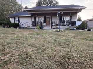 1154 8th St NW, Linton, IN 47441