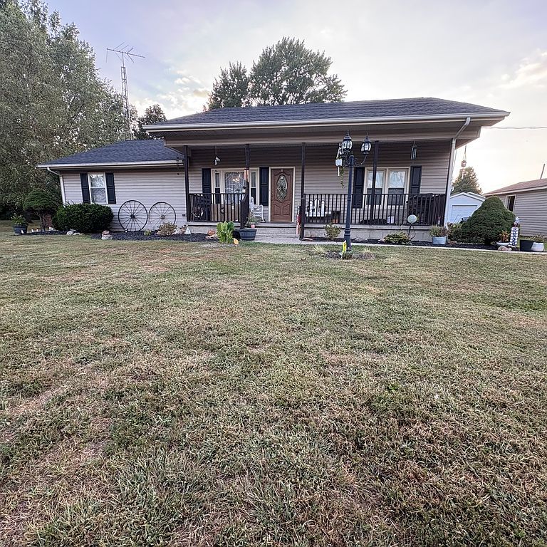 1154 8th St NW - Property Image