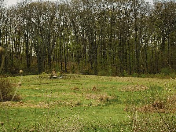2nd image of 265 NY-308