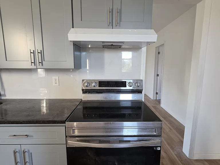 154 Weed Ave #2R — Photo 7