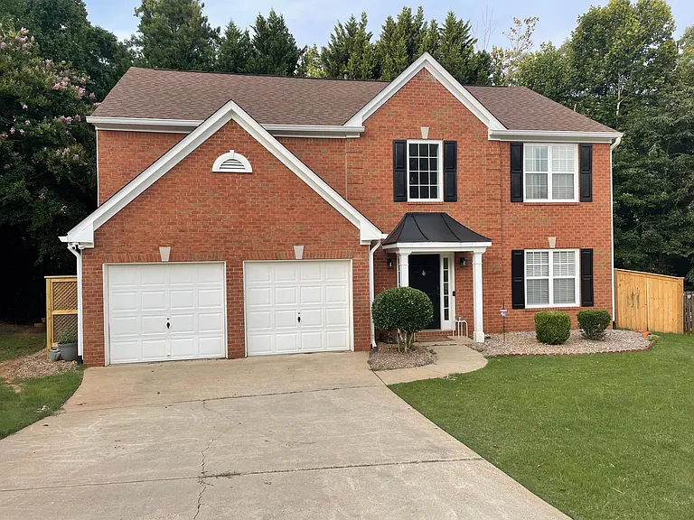 3330 Northcliff Dr — Photo 3