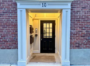 10 Leyden St #3, Plymouth, MA 02360