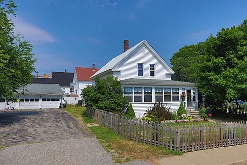 43 Spruce St #B Photo 1
