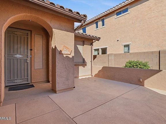 4th image of 454 E QUAIL Drive