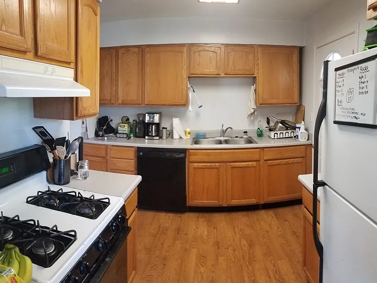 209 Jeffrey Dr — Photo 12