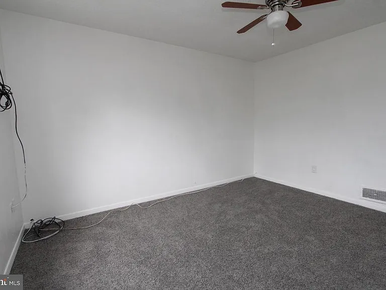 5634 Mitchell Rd — Photo 12