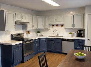 5946 Berkshire Ct, Alexandria, VA 22303