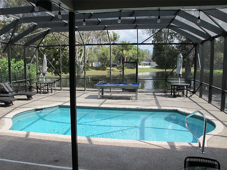 5285 NW 112th Ter — Photo 31