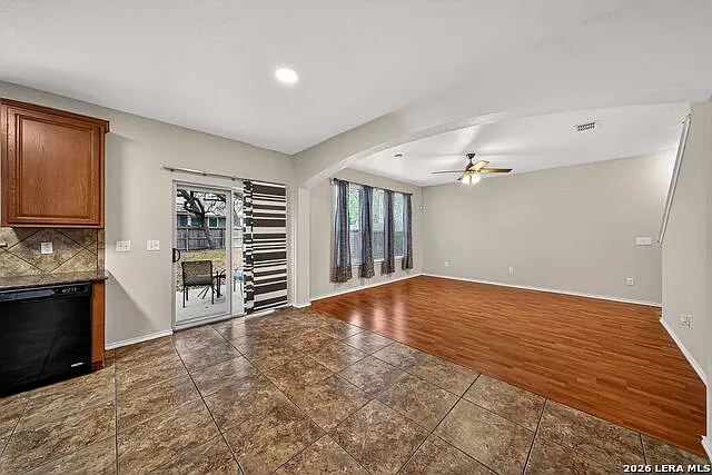 10713 Gemsbuck Ldg — Photo 15