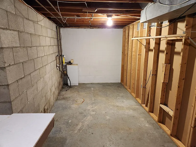 1518 Linda Dr — Photo 12