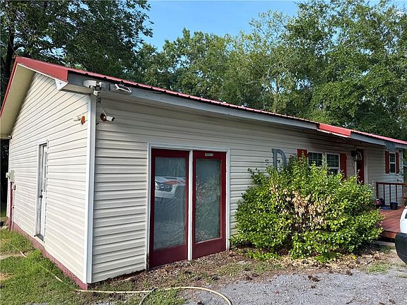 4th image of 322 Circle Dr