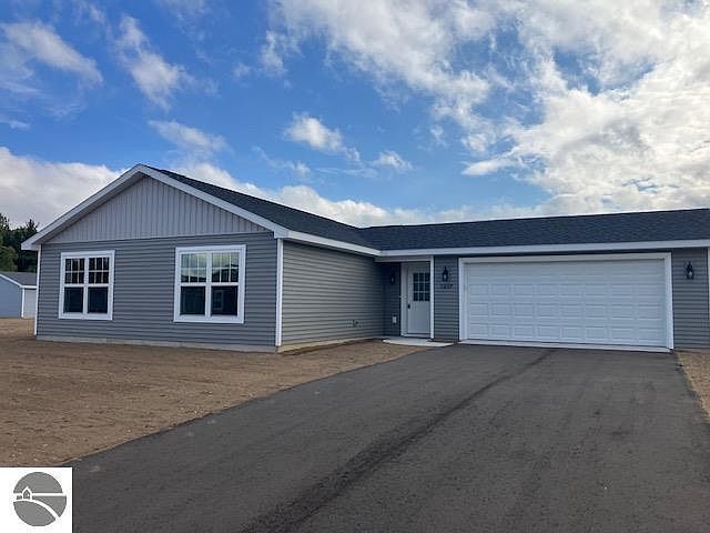 1st image of 2607 Plover Dr #37