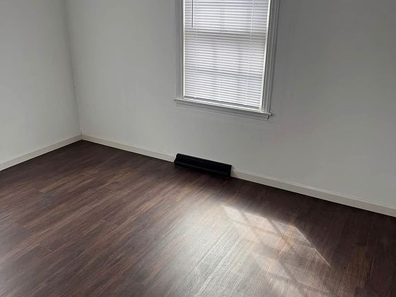 2nd image of 3640 Evansville Ave