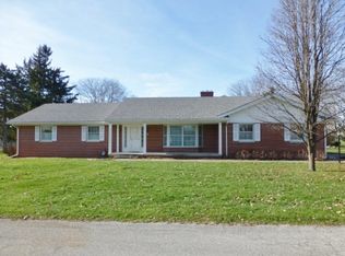 220 S Clinton St, Mulberry, IN 46058