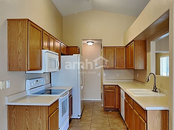 3rd image of 15303 N 162nd Ln