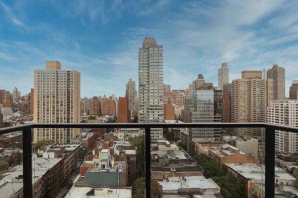 Rented by Cooper & Cooper Real Estate | media 20