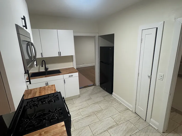 8151 S Paulina St #2N — Photo 4