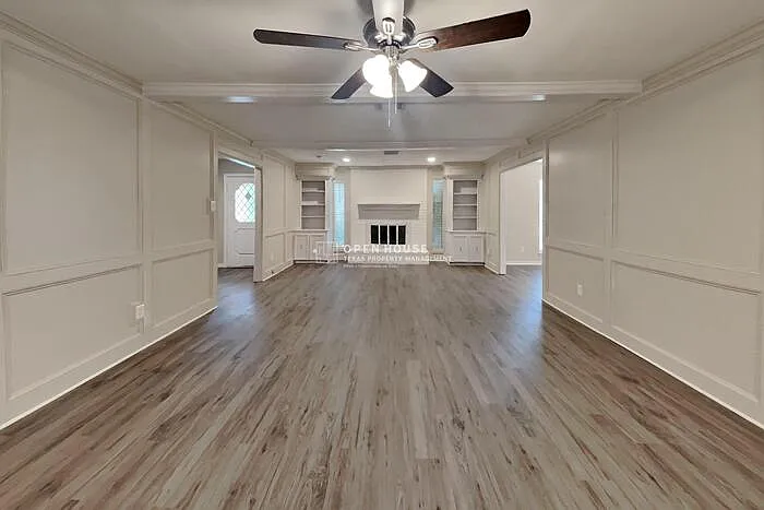 3 bed, 2.5 bath, 2275 sqft, $2,400 — Photo 3