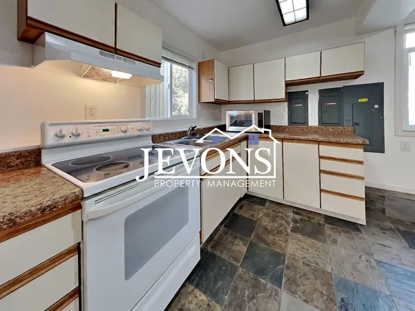 6617 S Monroe St, Tacoma, WA 98409