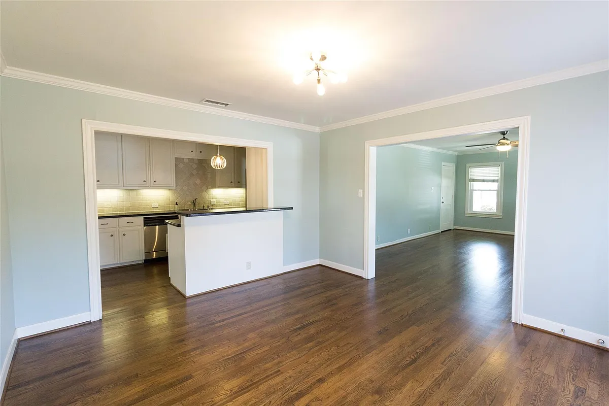 Building Photo - 2348 Dryden Rd #1