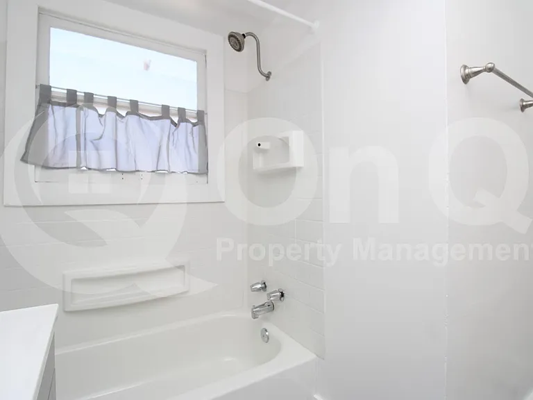 148 N 10th Ave — Photo 12