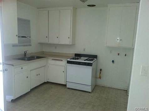 2nd image of 1706 W 11th St