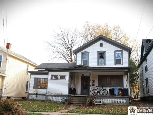 37 E 6th St, Dunkirk, NY 14048