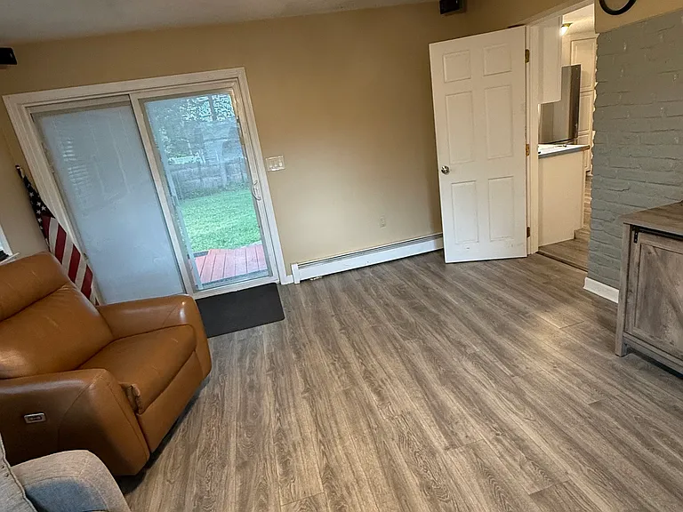 54 Harding Ave — Photo 21