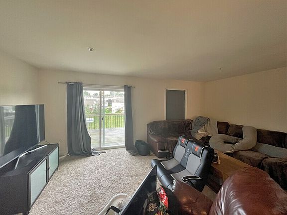 2nd image of 187 Cartledge Ln