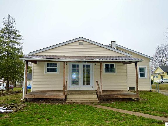 5th image of 122 Cassil St
