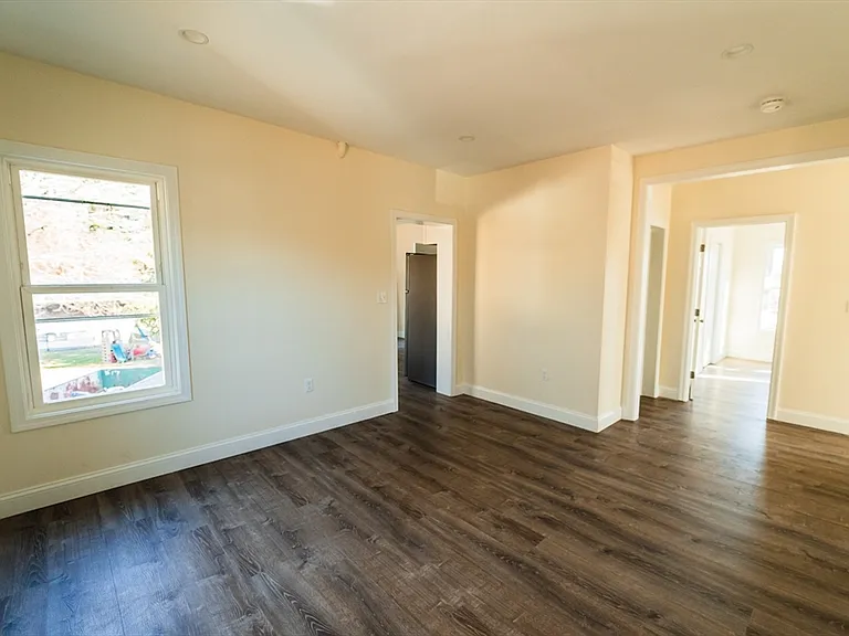 340 E Main St #2 — Photo 7