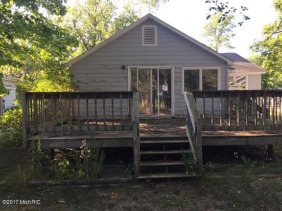 2nd image of 346 W Barton St