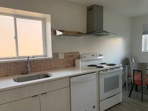 311 E 3360 S Photo 1