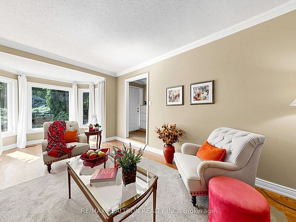 5th image of 84 Ferndell Cir