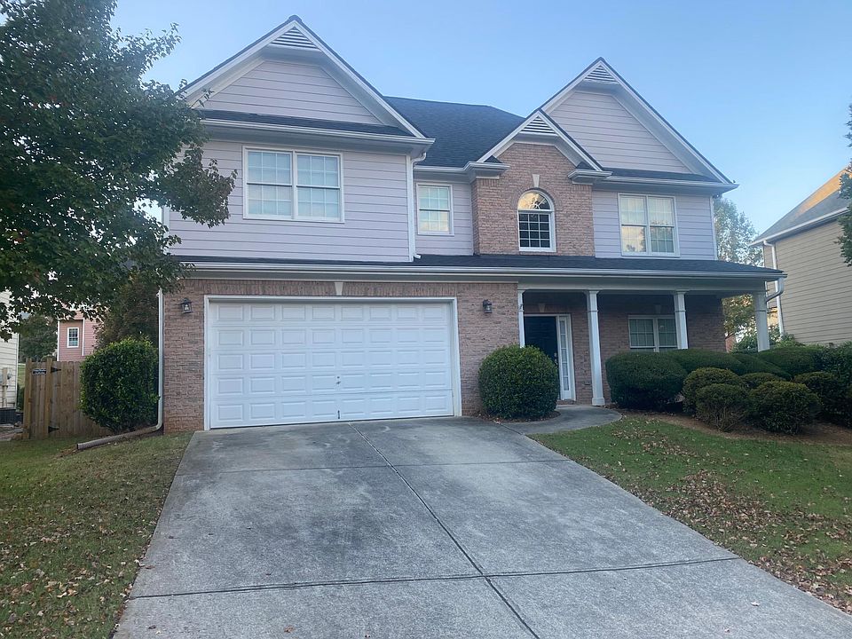 1st image of 138 McCook Way NW