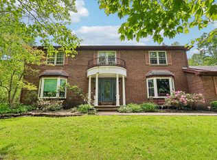 7900 Gatewood Oval, Gates Mills, OH 44040