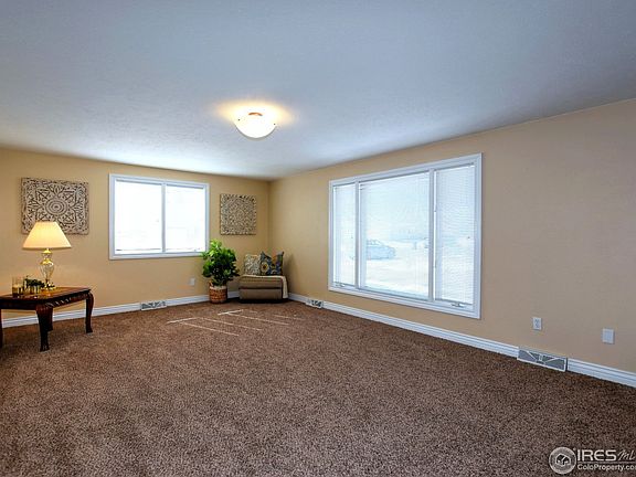 New carpet throughout.