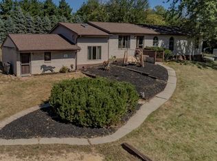 9171 N Leaf River Rd, Leaf River, IL 61047