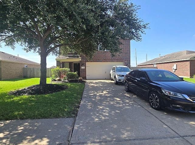 1st image of 2402 Sunstone Place Dr