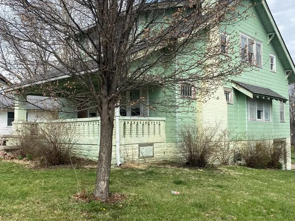 1104 N Main St, Brookfield, MO 64628
